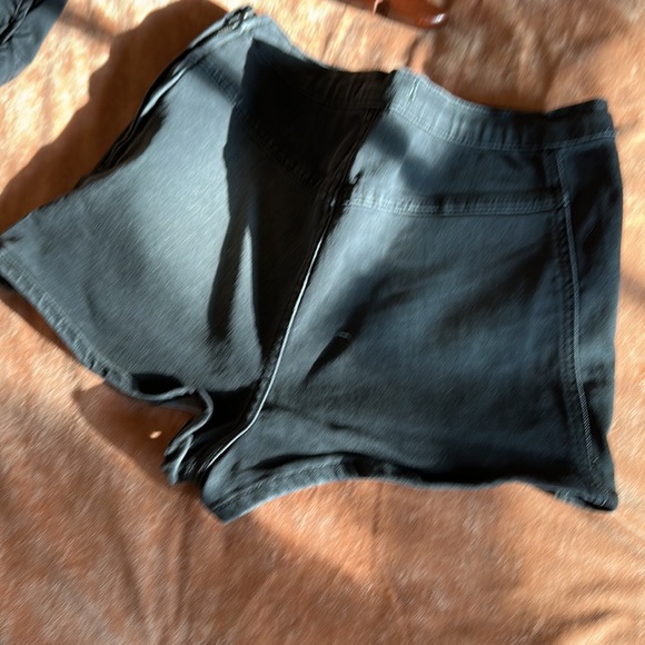 Free People Radar Love Black Booty Denim Shorts Stretch Party Womennsize 27 - Picture 4 of 5